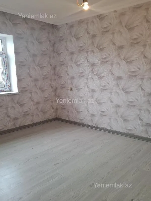 Satılır 5 otaqlı həyət evi 140 m²