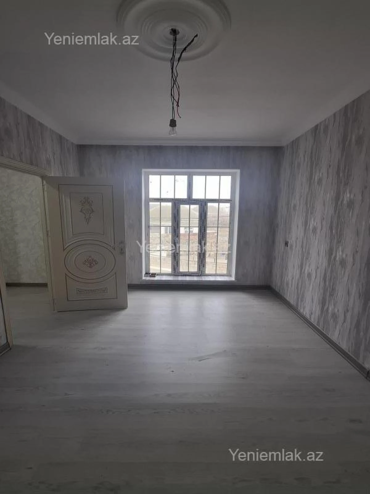 Satılır 5 otaqlı həyət evi 140 m²