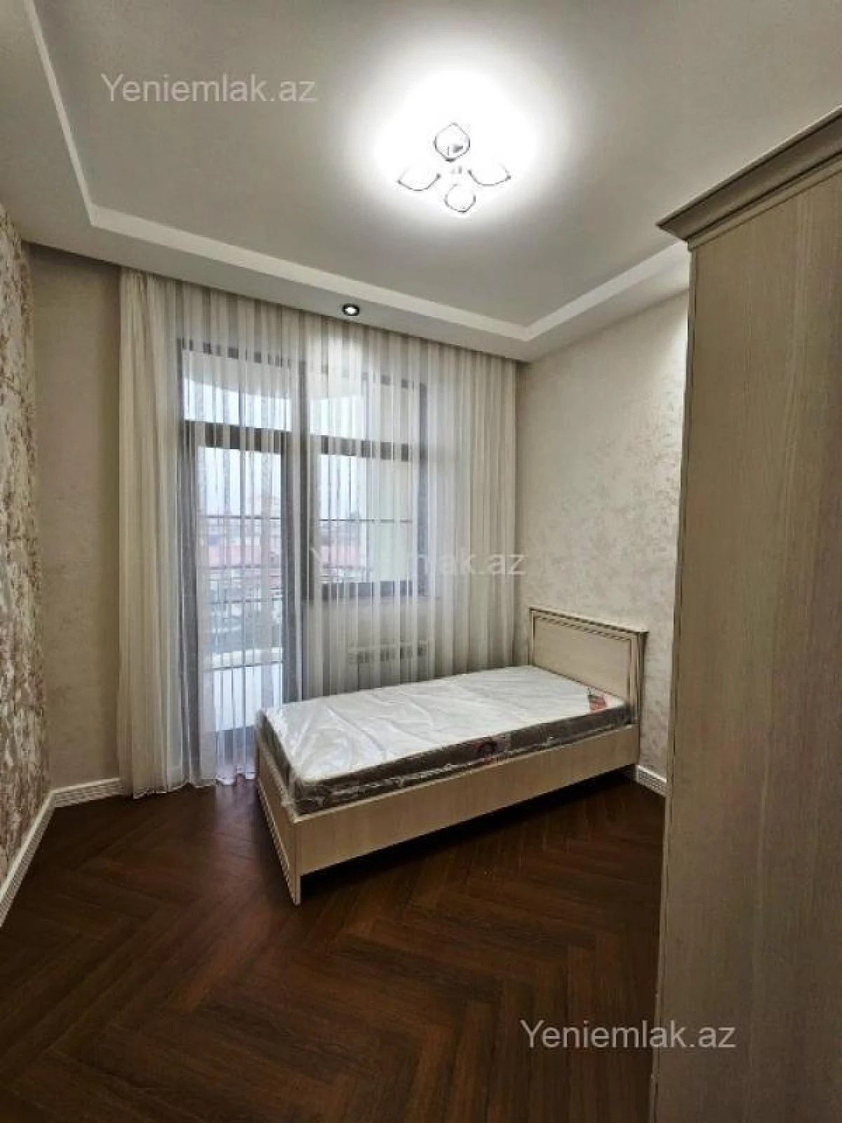 Satılır 4 otaqlı yeni tikili 136 m²