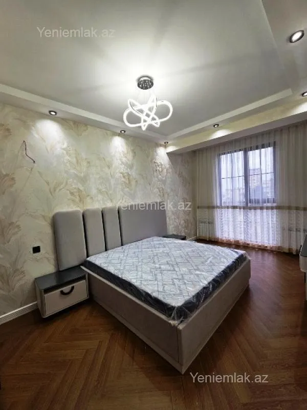 Satılır 4 otaqlı yeni tikili 136 m²