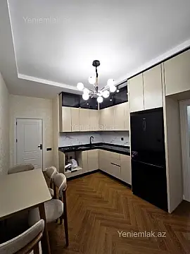 Satılır 4 otaqlı yeni tikili 136 m²