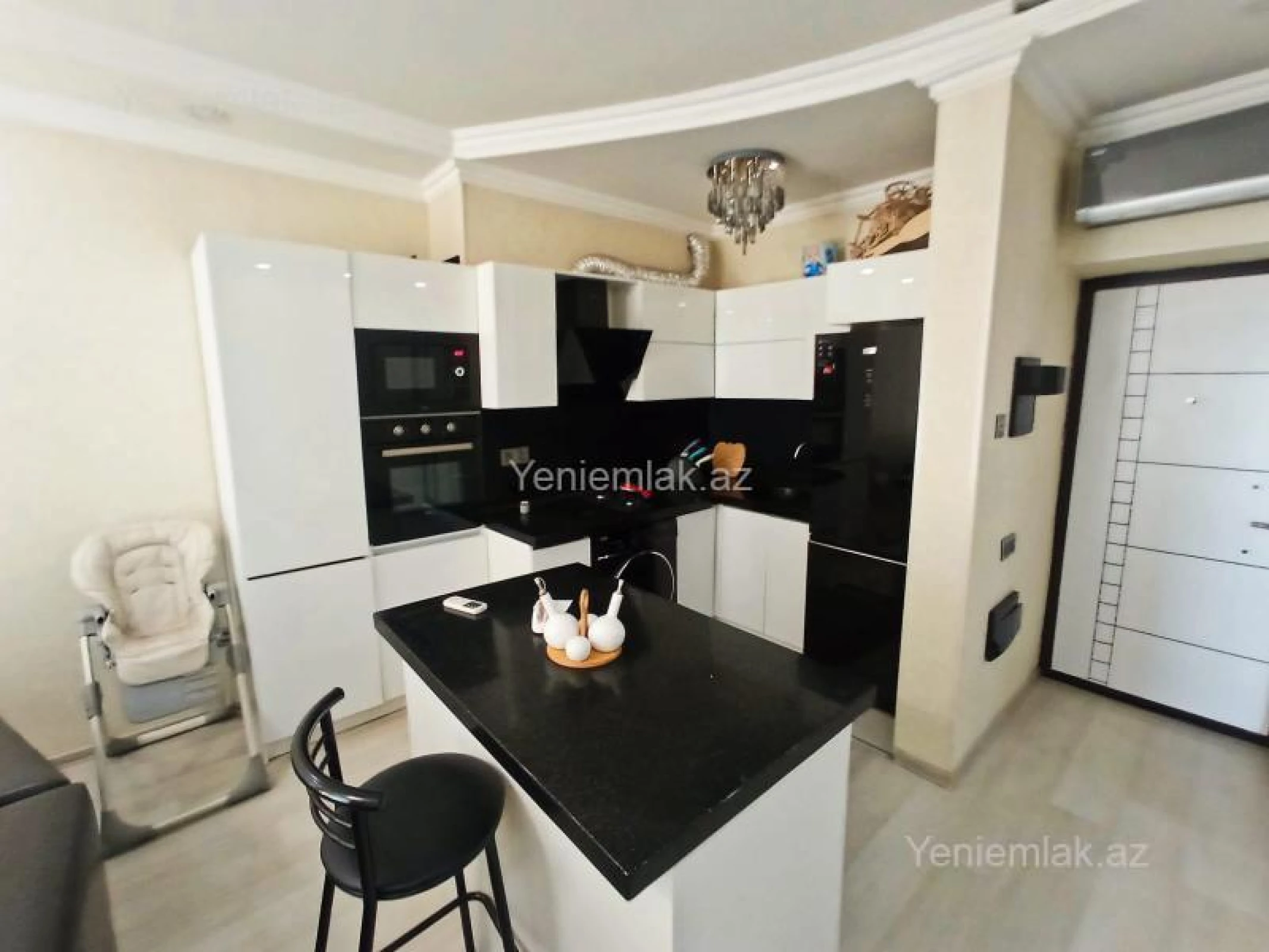 Satılır 2 otaqlı yeni tikili 65 m²