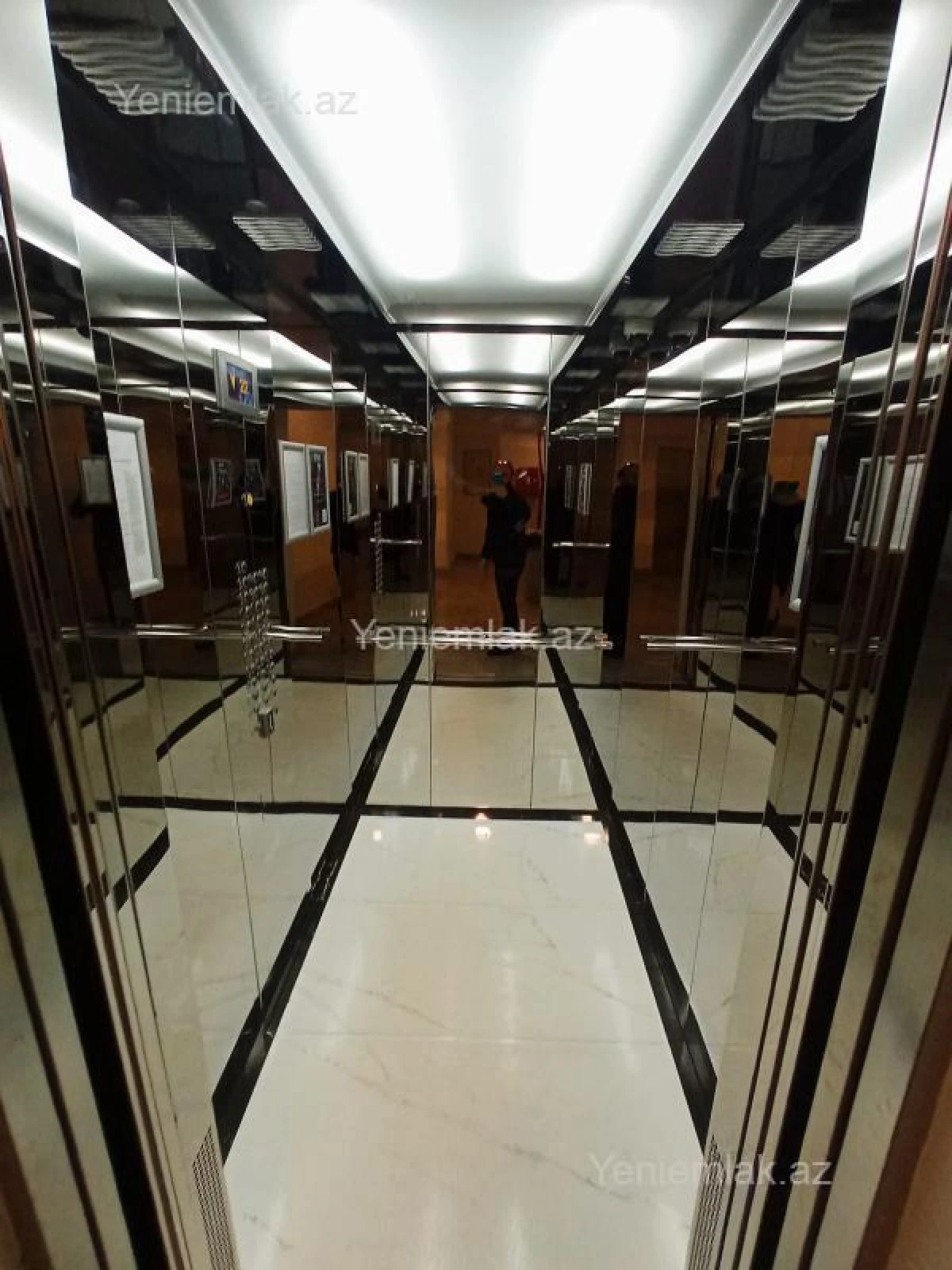 Satılır 2 otaqlı yeni tikili 65 m²