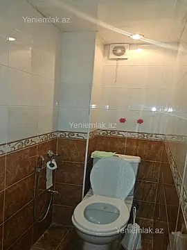Satılır 2 otaqlı köhnə tikili 65 m²