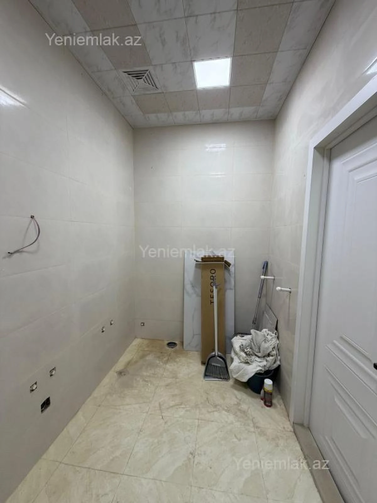 Satılır 2 otaqlı yeni tikili 72 m²