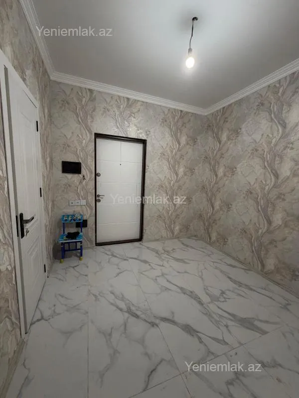 Satılır 2 otaqlı yeni tikili 72 m²