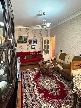 Satılır 3 otaqlı köhnə tikili 70 m²