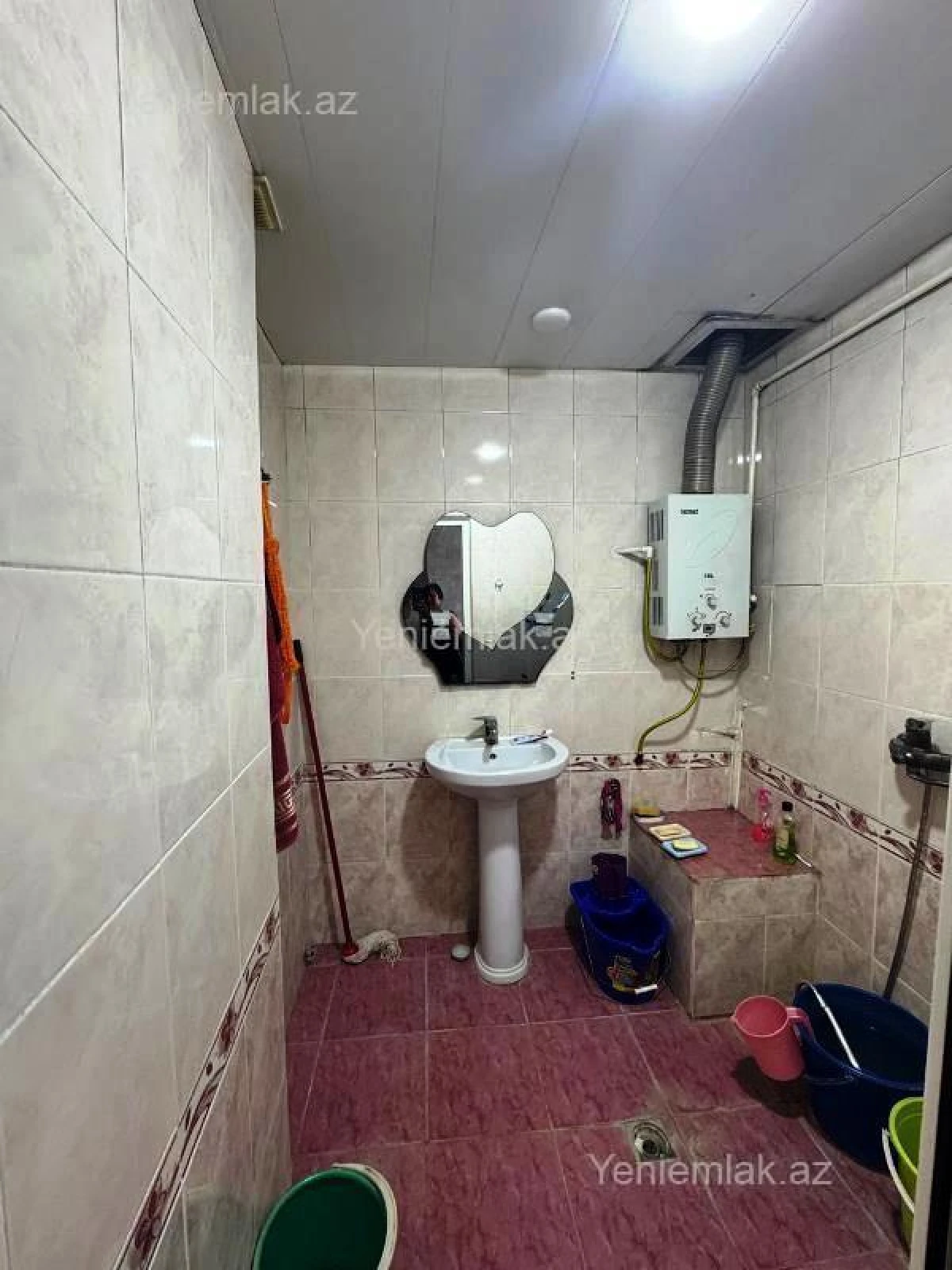 Satılır 3 otaqlı köhnə tikili 70 m²