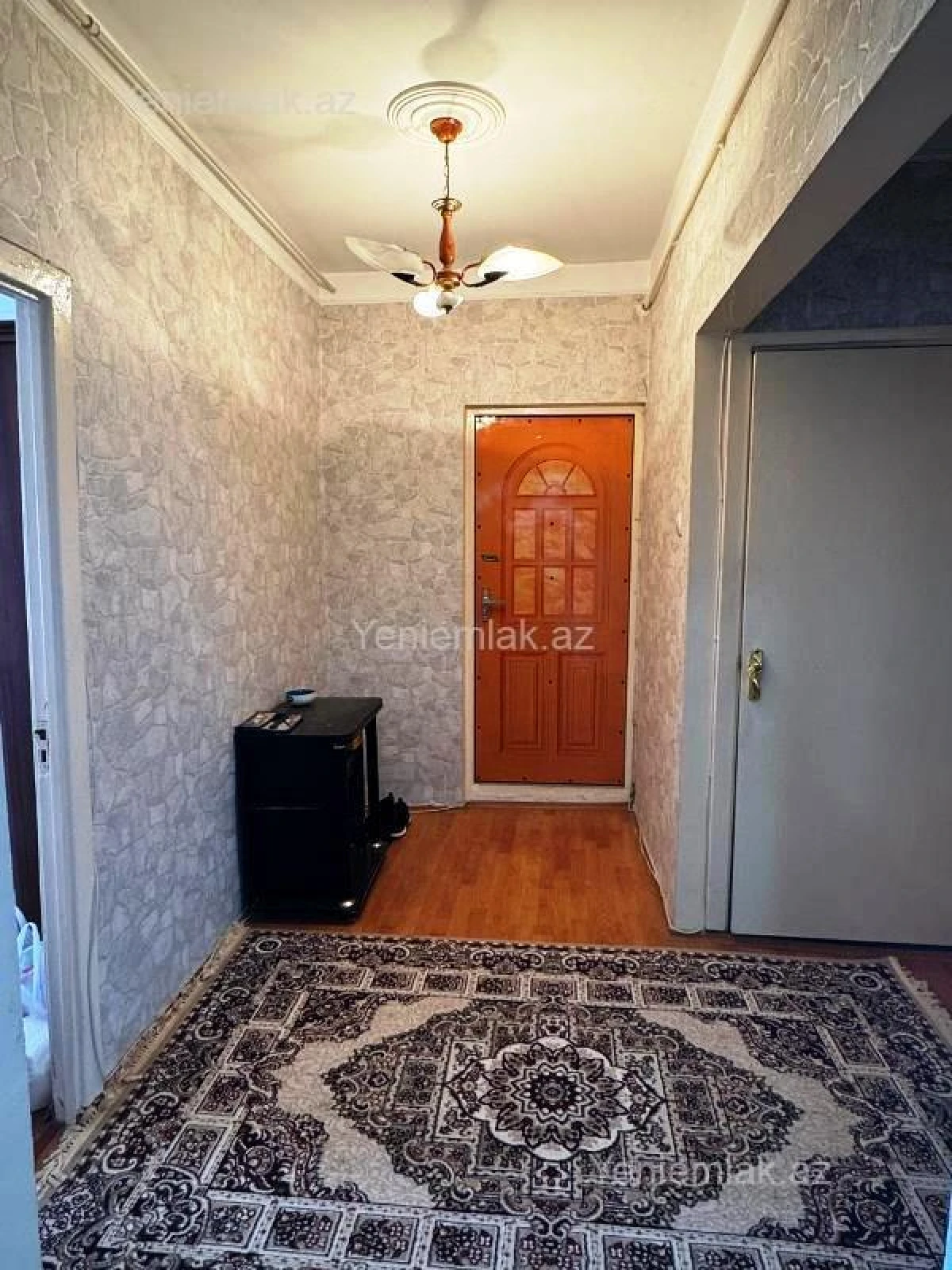 Satılır 3 otaqlı köhnə tikili 70 m²