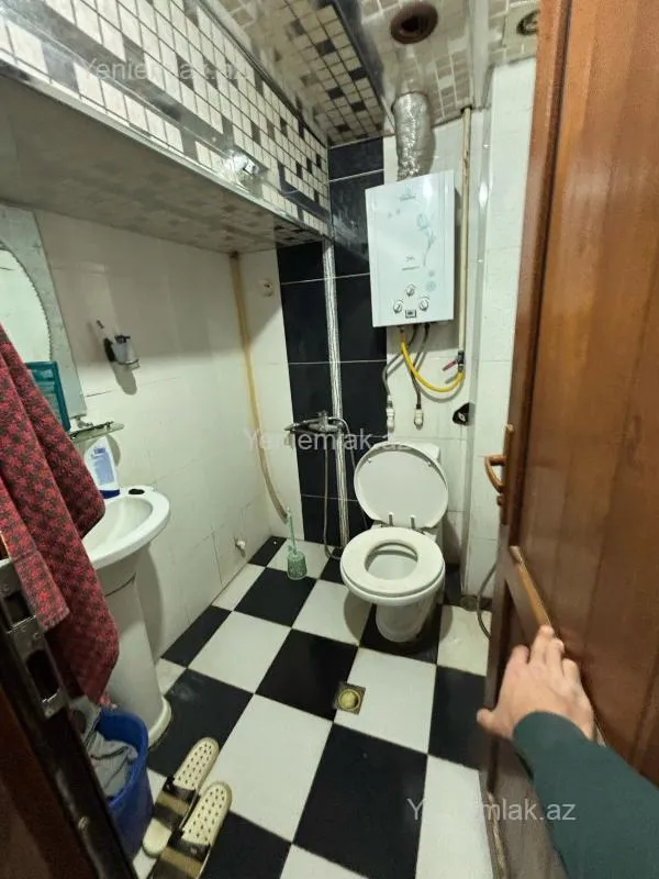 Satılır 2 otaqlı köhnə tikili 35 m²