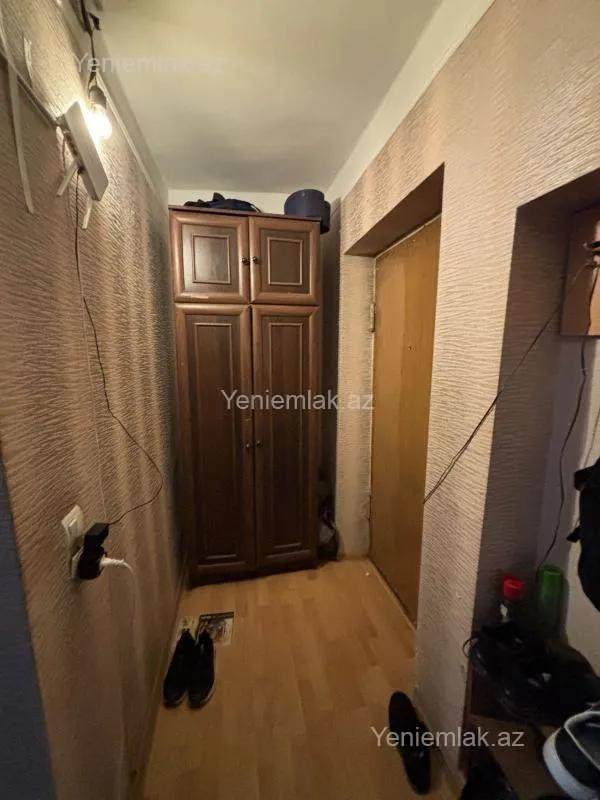 Satılır 2 otaqlı köhnə tikili 35 m²