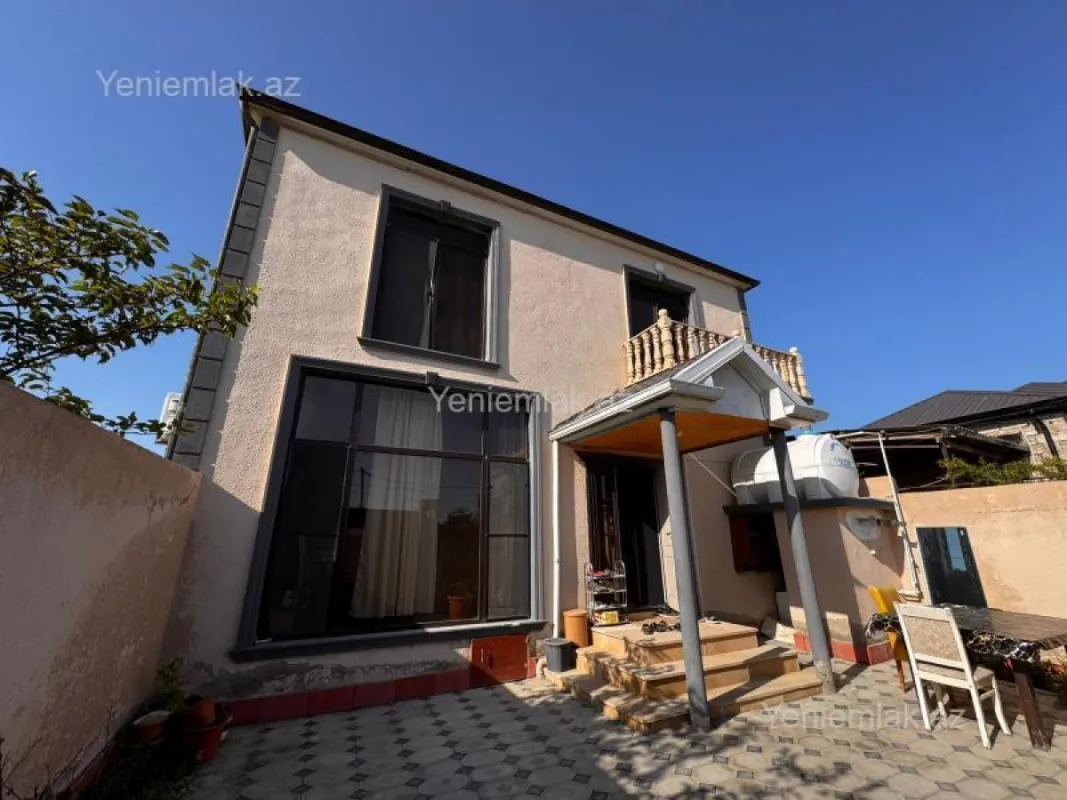 Satılır 4 otaqlı həyət evi 150 m²