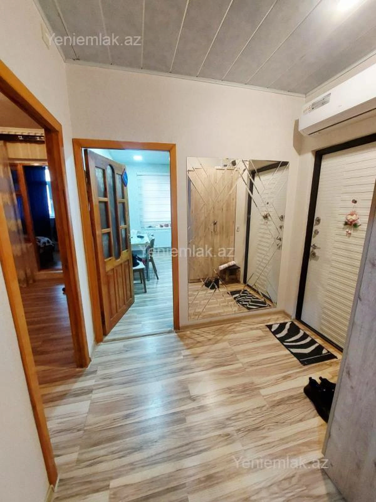 Satılır 2 otaqlı köhnə tikili 52 m²