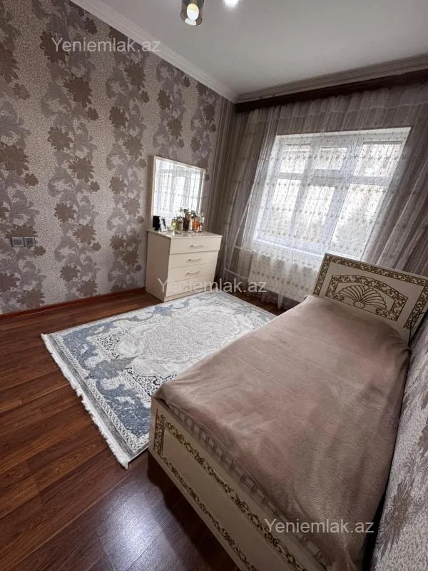 Satılır 4 otaqlı yeni tikili 93 m²