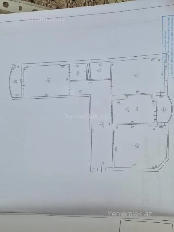 Satılır 3 otaqlı yeni tikili 140 m²