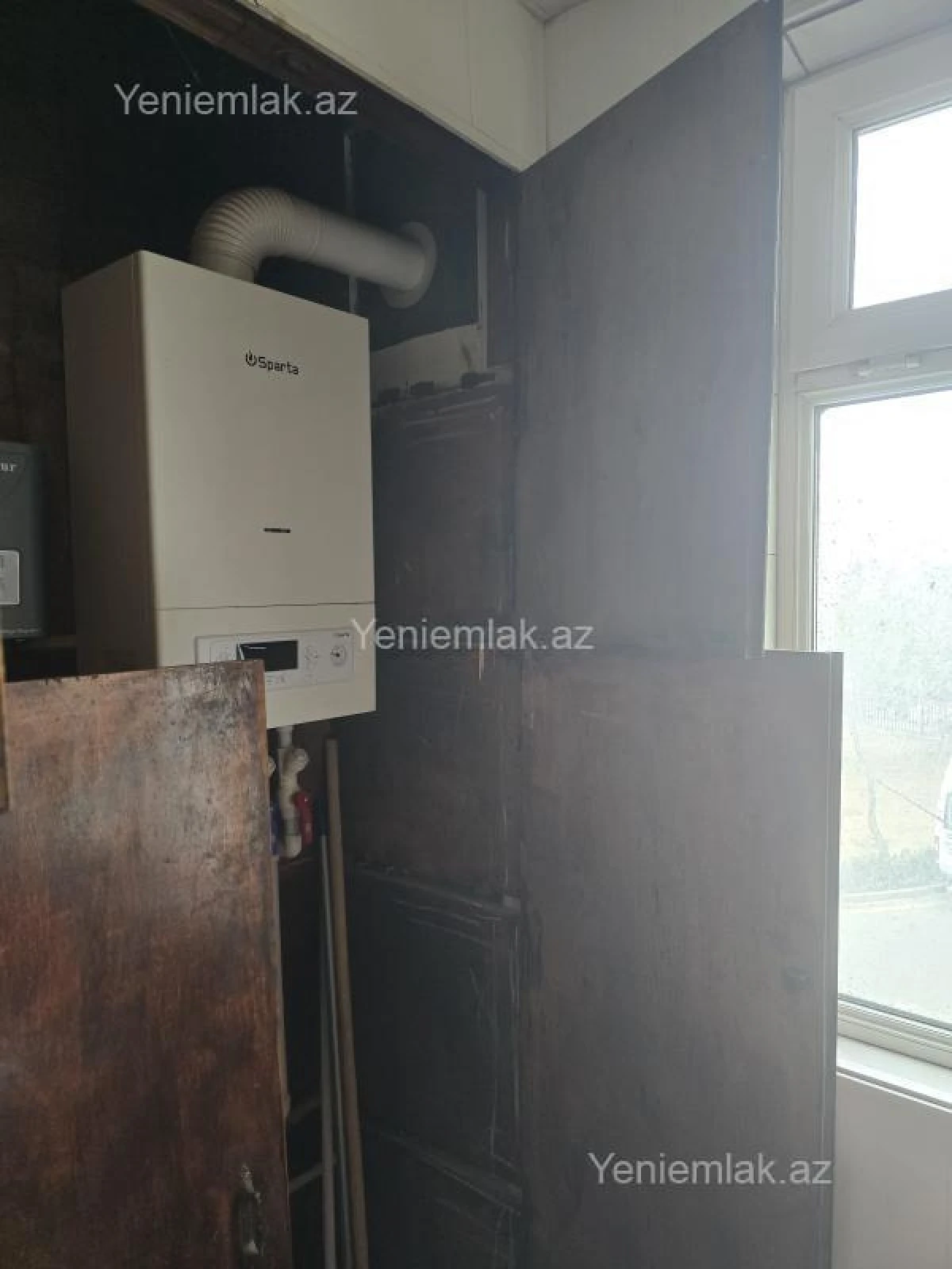 Satılır 3 otaqlı köhnə tikili 80 m²