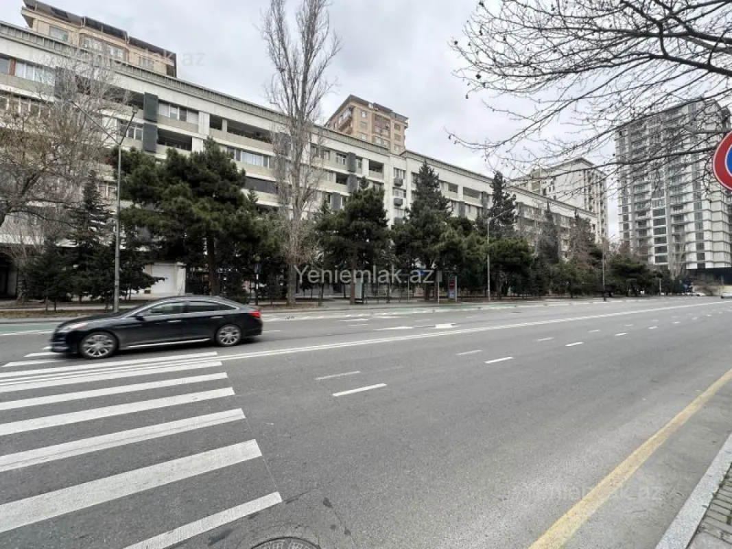 Satılır 3 otaqlı köhnə tikili 70 m²