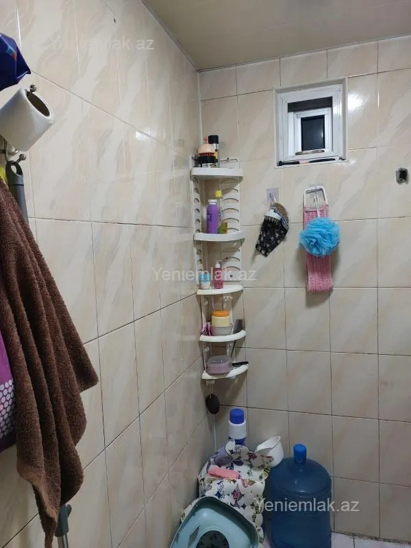 Satılır 2 otaqlı köhnə tikili 46 m²