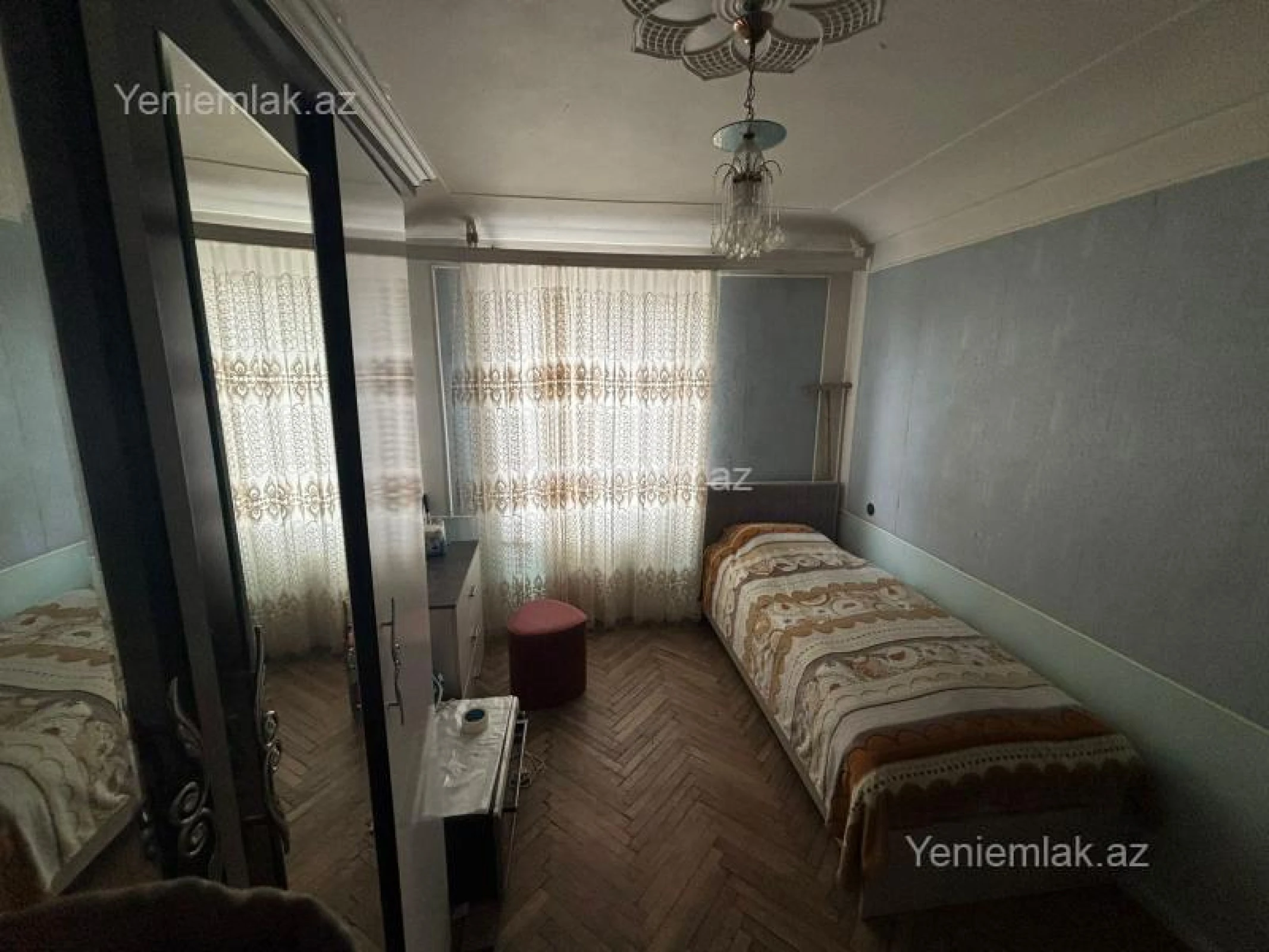 Satılır 4 otaqlı köhnə tikili 78 m²