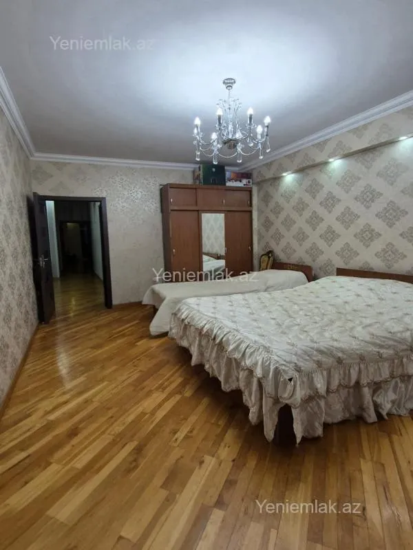 Satılır 3 otaqlı yeni tikili 74 m²