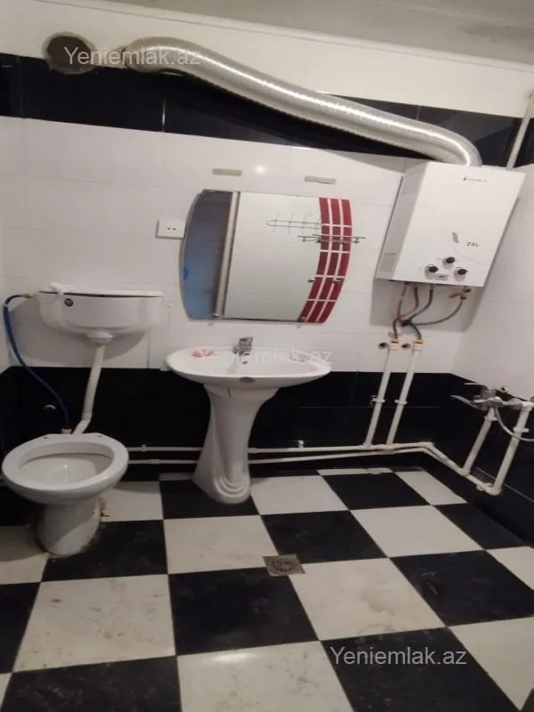 Satılır 1 otaqlı köhnə tikili 30 m²
