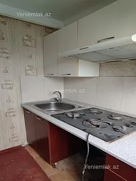Satılır 1 otaqlı köhnə tikili 30 m²