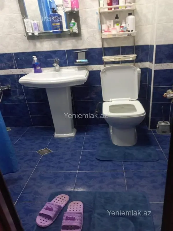 Satılır 1 otaqlı köhnə tikili 30 m²