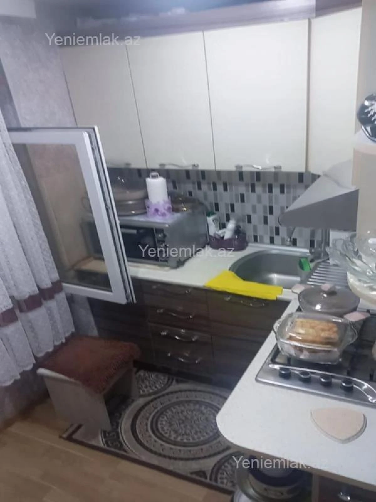 Satılır 1 otaqlı köhnə tikili 30 m²