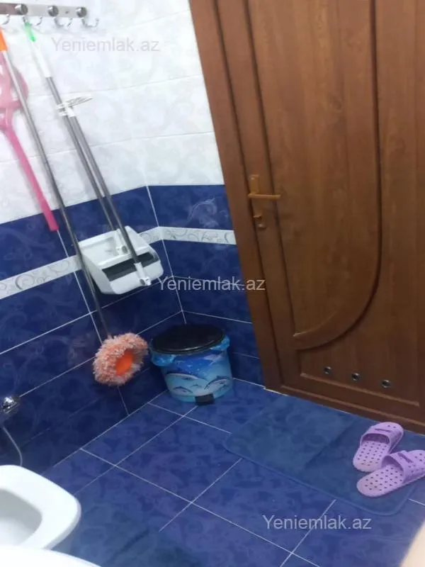 Satılır 1 otaqlı köhnə tikili 30 m²