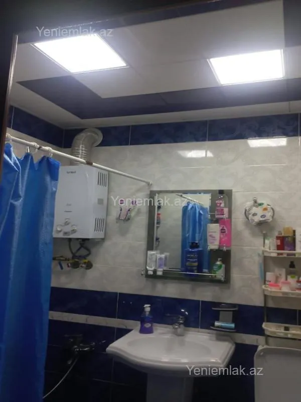 Satılır 1 otaqlı köhnə tikili 30 m²