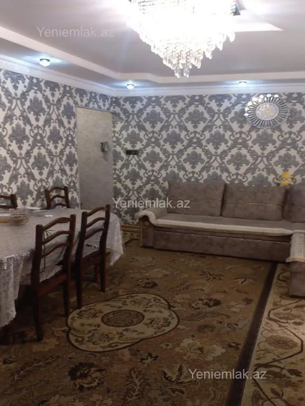 Satılır 1 otaqlı köhnə tikili 30 m²