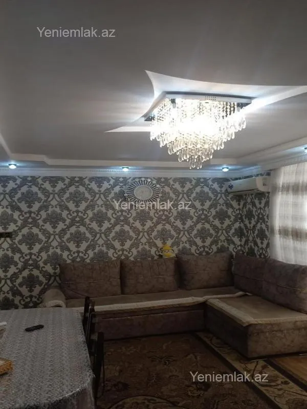 Satılır 1 otaqlı köhnə tikili 30 m²