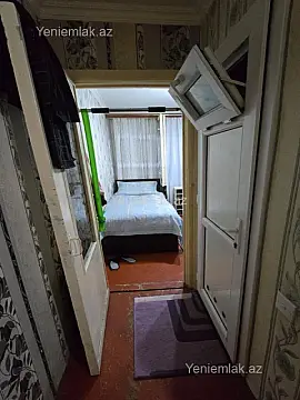 Satılır 1 otaqlı köhnə tikili 36 m²