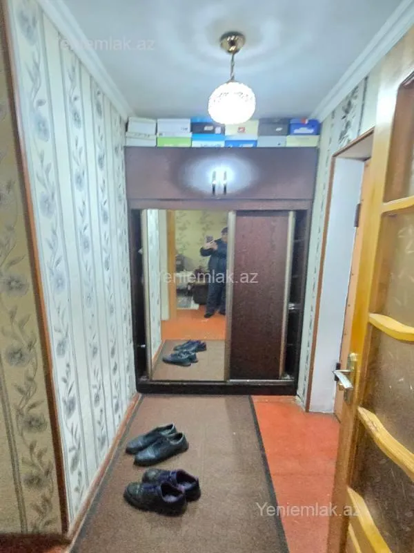 Satılır 1 otaqlı köhnə tikili 36 m²