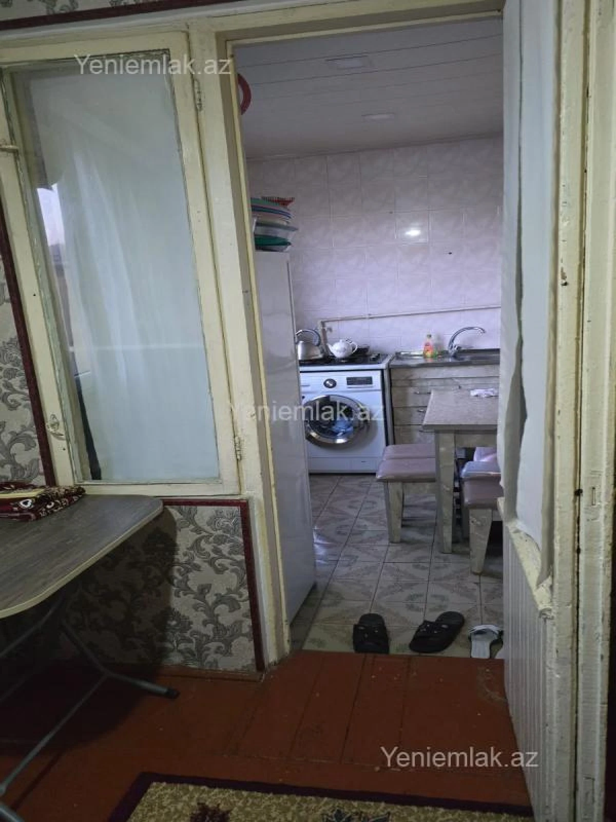 Satılır 1 otaqlı köhnə tikili 36 m²