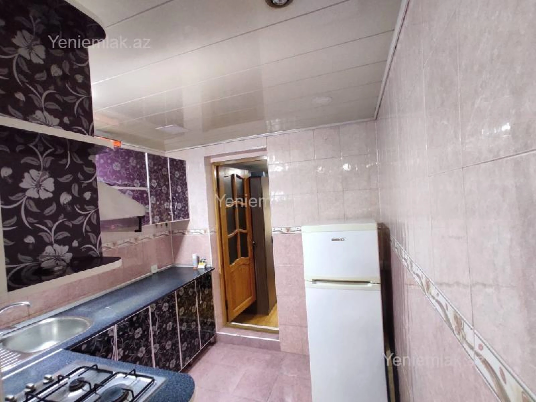 Satılır 2 otaqlı köhnə tikili 51 m²