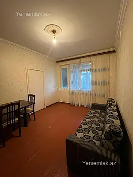 Satılır 2 otaqlı köhnə tikili 40 m²