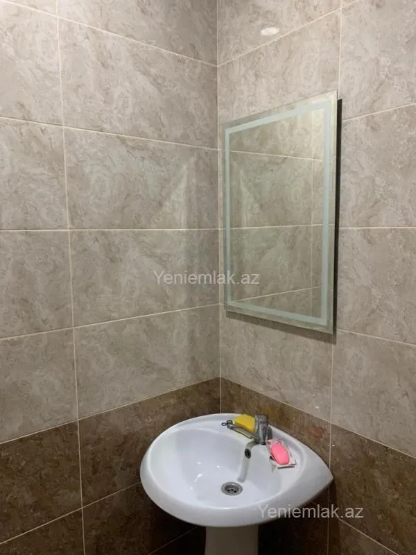 Satılır 2 otaqlı köhnə tikili 40 m²
