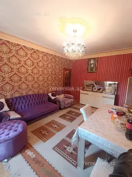 Satılır 3 otaqlı köhnə tikili 80 m²