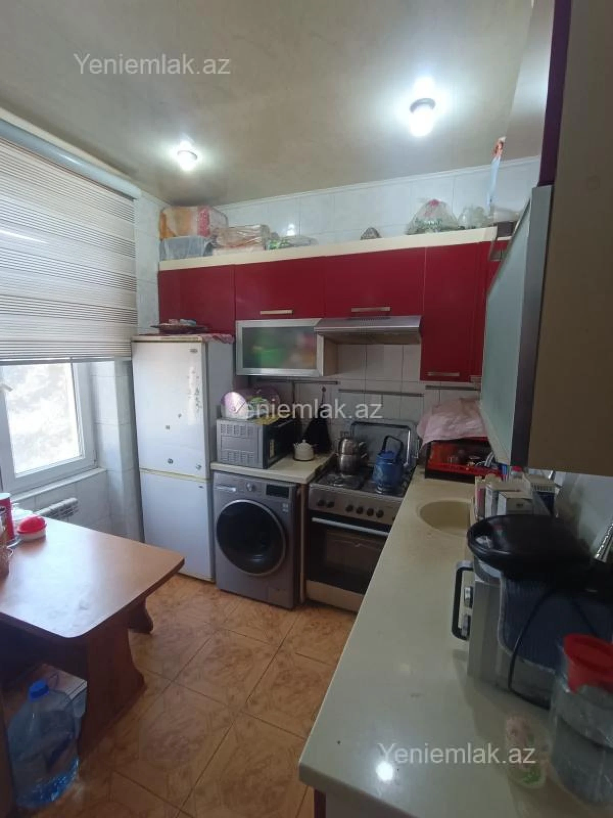 Satılır 3 otaqlı köhnə tikili 80 m²