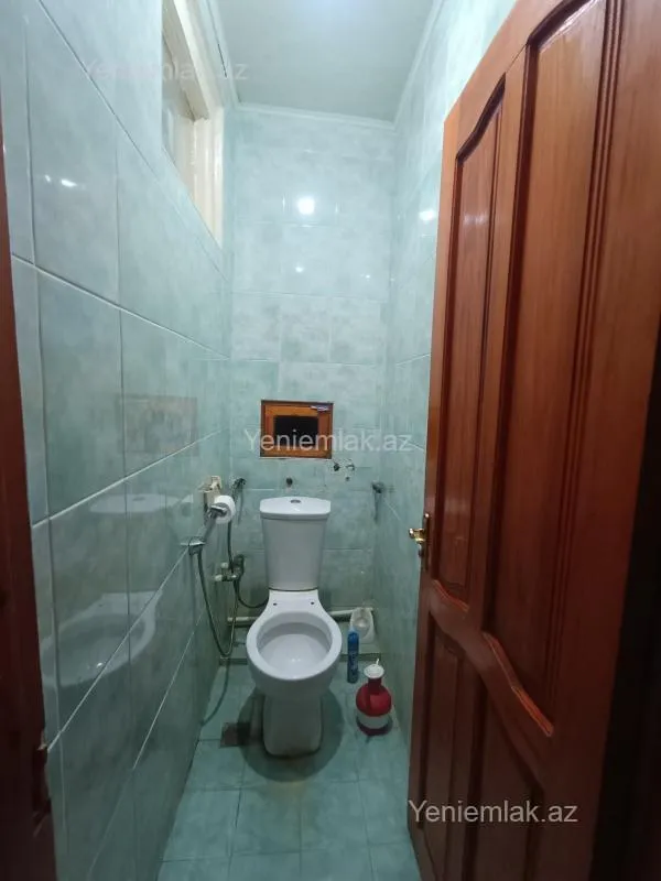 Satılır 3 otaqlı köhnə tikili 80 m²