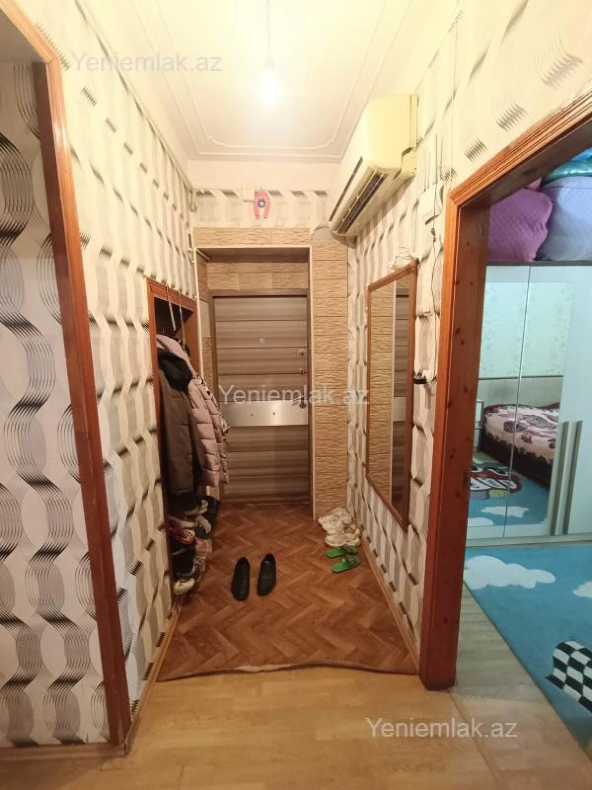 Satılır 3 otaqlı köhnə tikili 80 m²
