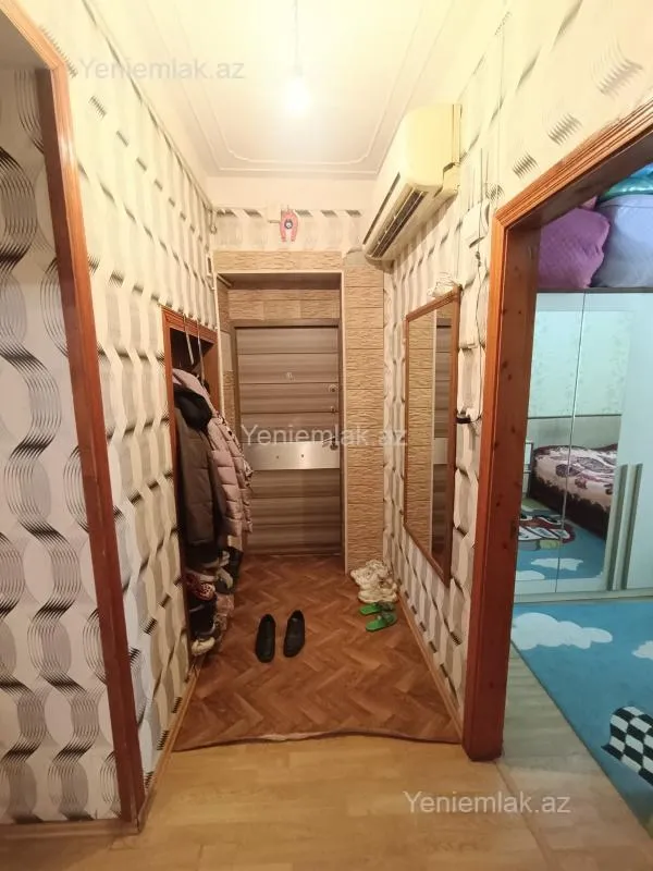 Satılır 3 otaqlı köhnə tikili 80 m²