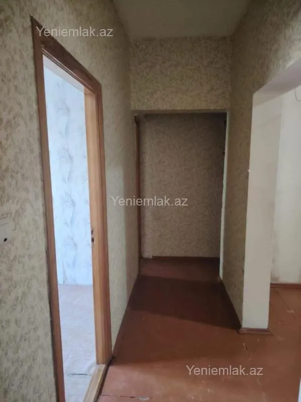 Satılır 3 otaqlı köhnə tikili 73 m²