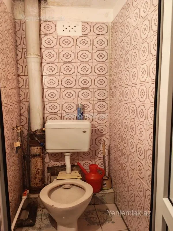 Satılır 3 otaqlı köhnə tikili 73 m²