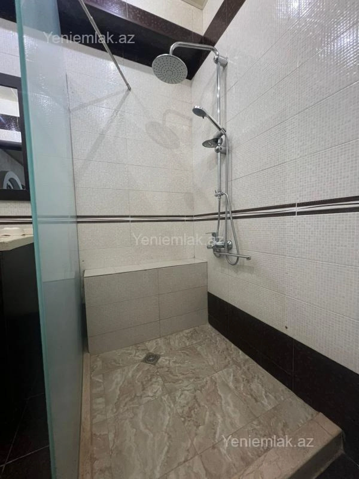 Satılır 3 otaqlı yeni tikili 90 m²