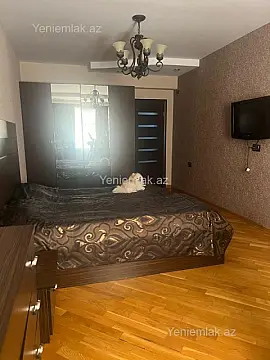 Satılır 3 otaqlı yeni tikili 90 m²