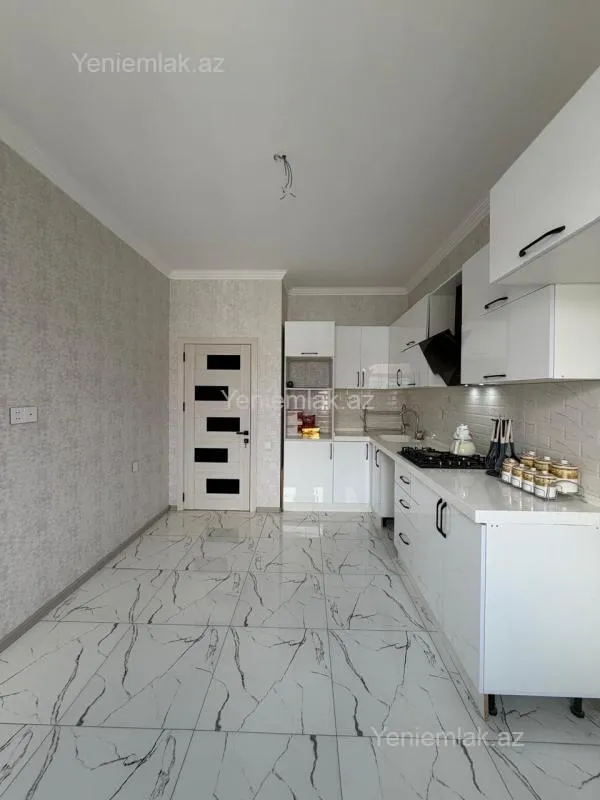 Satılır 3 otaqlı yeni tikili 83 m²
