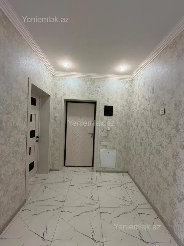 Satılır 3 otaqlı yeni tikili 83 m²