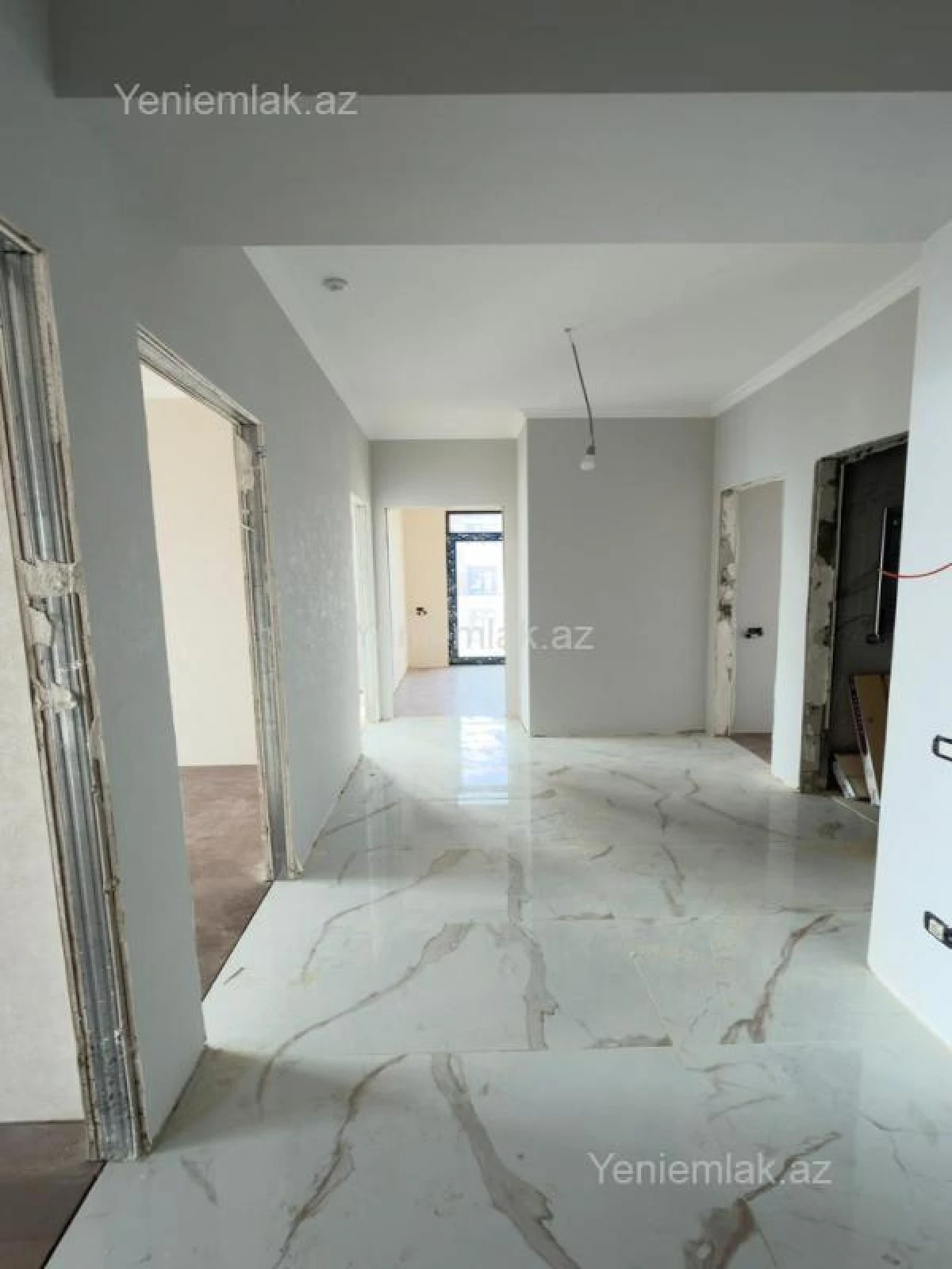 Satılır 4 otaqlı yeni tikili 104 m²